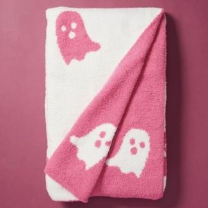 cupcakes and cashmere ghost blanket